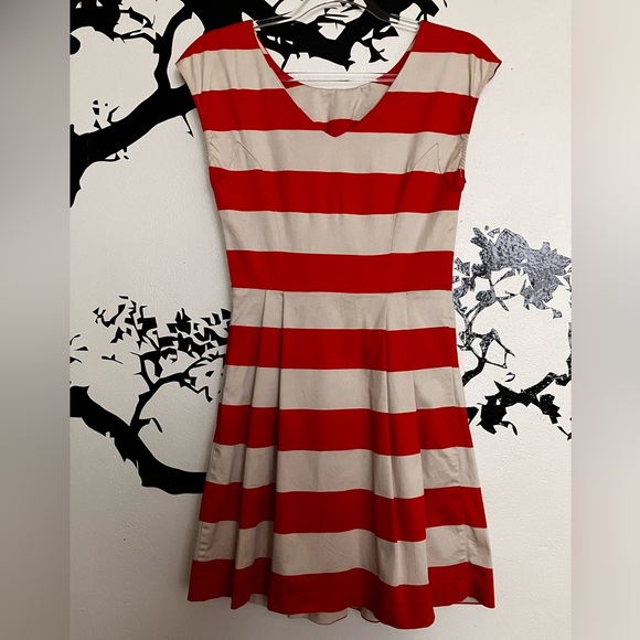 Forever 21 Striped Orange and Cream Summer Dress Size XS - Picture 6 of 6